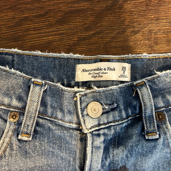Abercrombie The Cutoff Short - High Rise - Picture 3 of 3